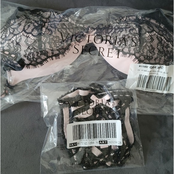 Victoria's secret crotchless lingerie set. Black and pink. 34C and medium. - Picture 10 of 10
